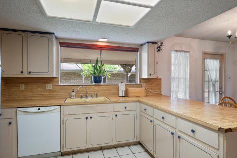 8 Valley Creek Road Round Rock TX 78664
