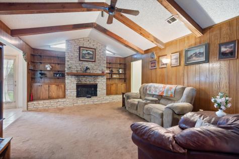 8 Valley Creek Road Round Rock TX 78664