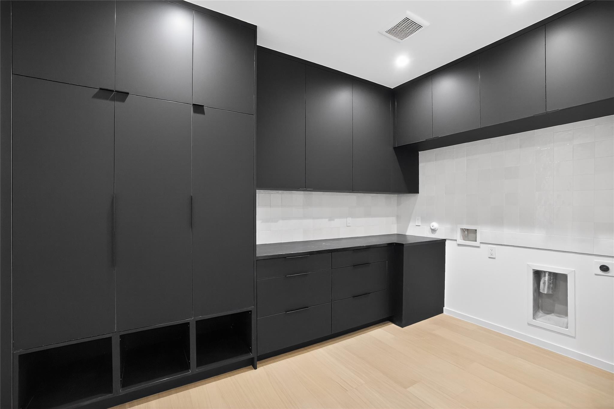 2319 Cypress Point E Austin TX 78746