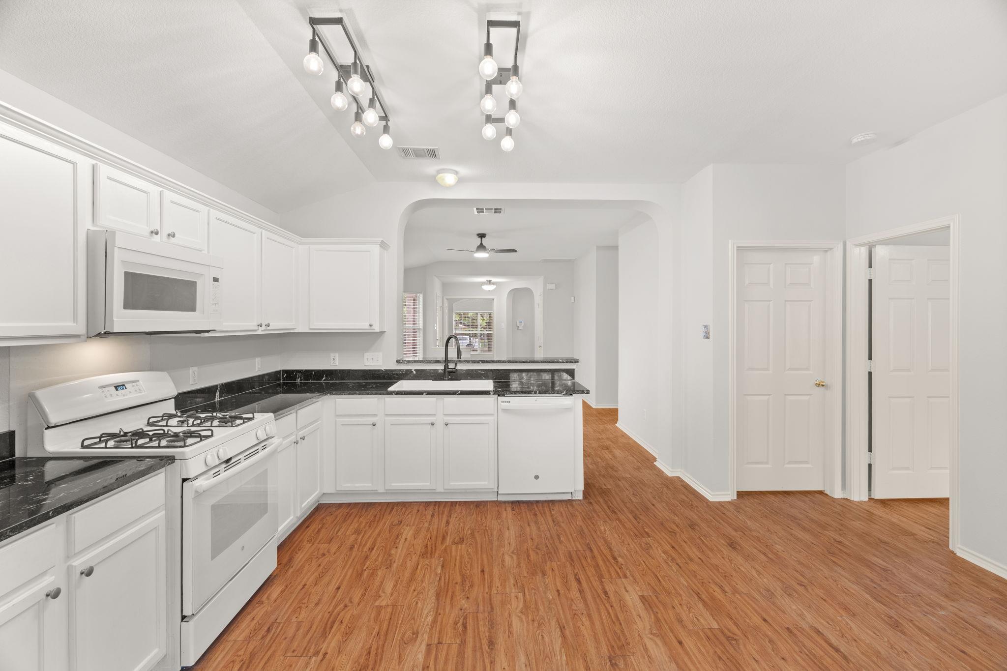 11407 Jim Thorpe Lane Austin TX 78748