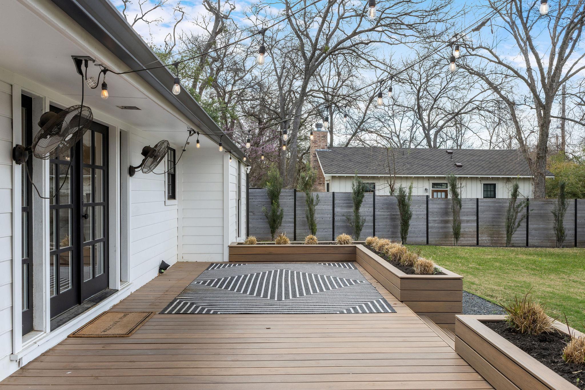 4002 Bradwood Road Austin TX 78722