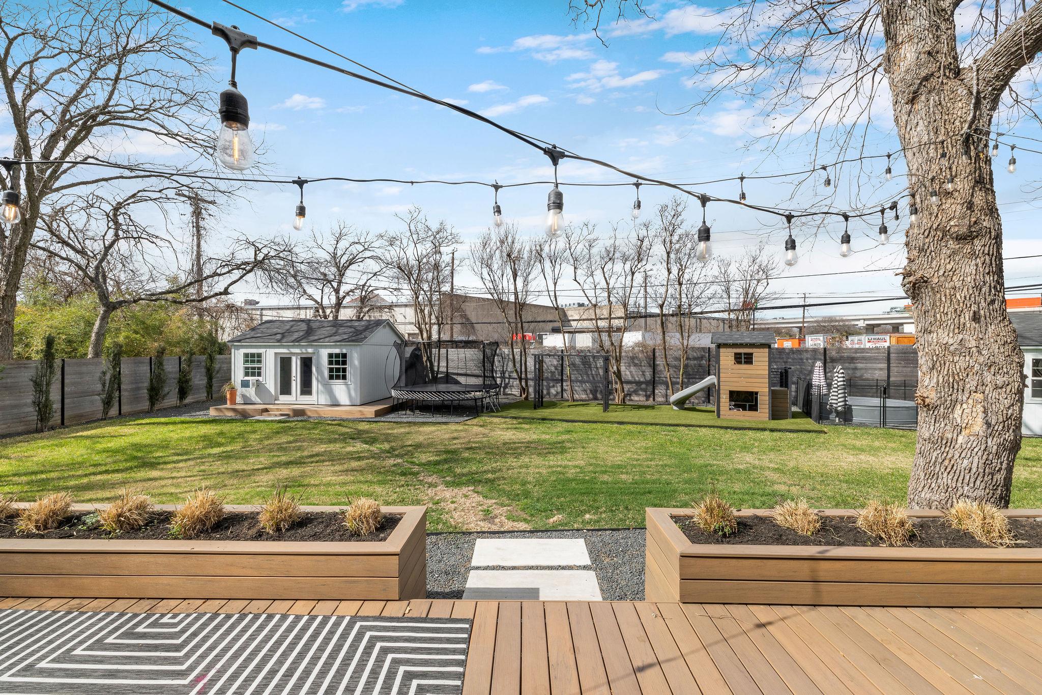 4002 Bradwood Road Austin TX 78722