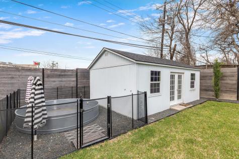 4002 Bradwood Road Austin TX 78722