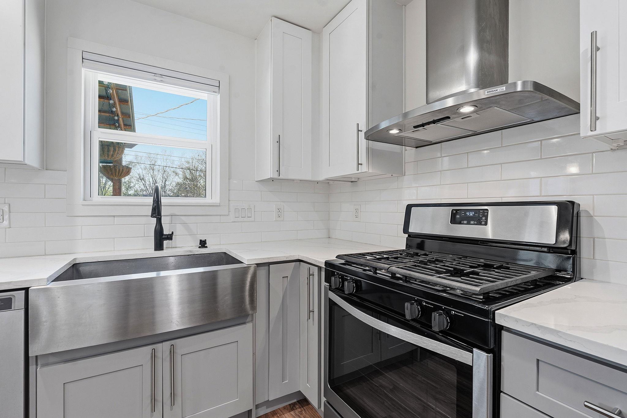 2612 Little John Lane Austin TX 78704