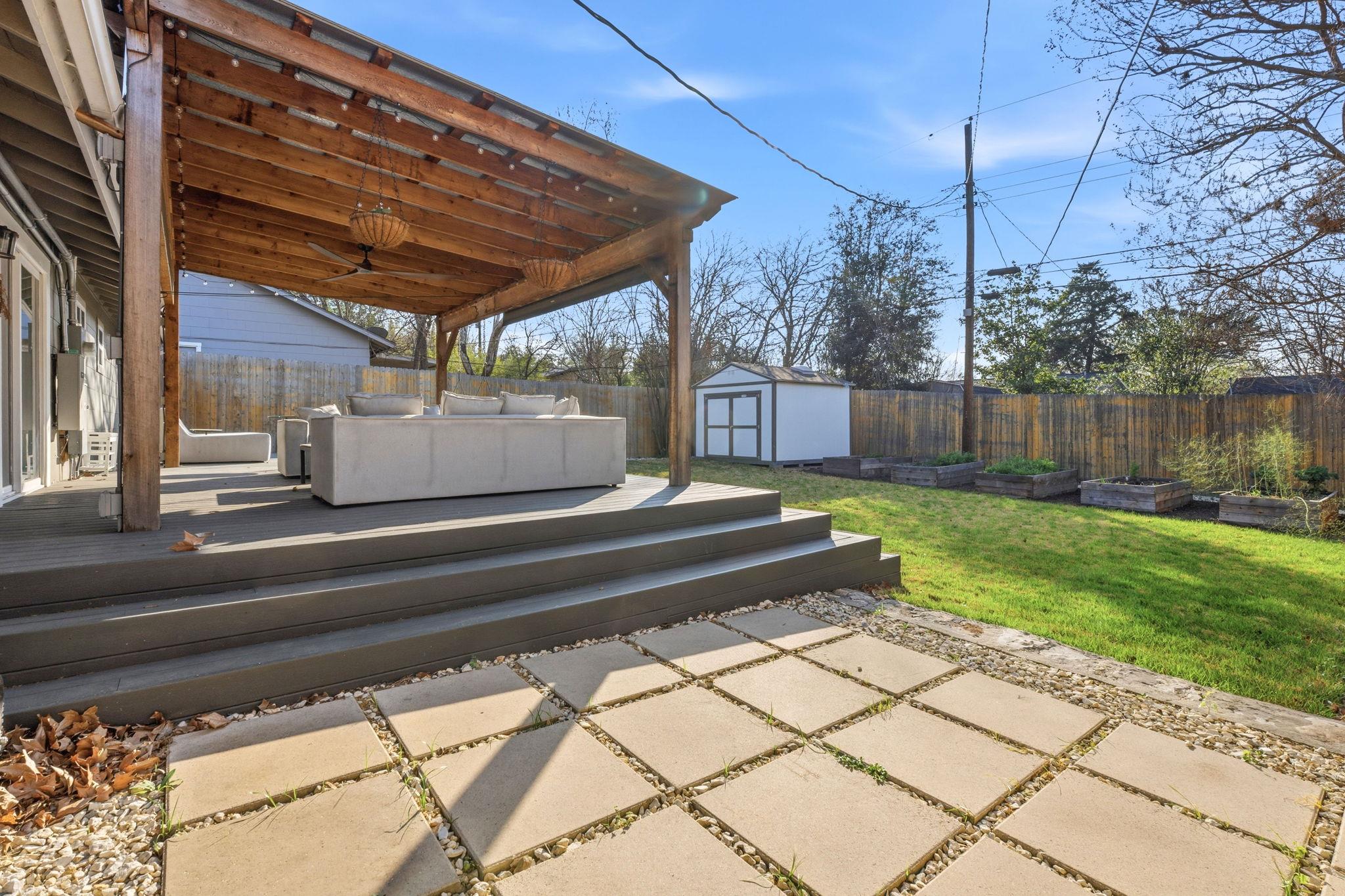 2612 Little John Lane Austin TX 78704
