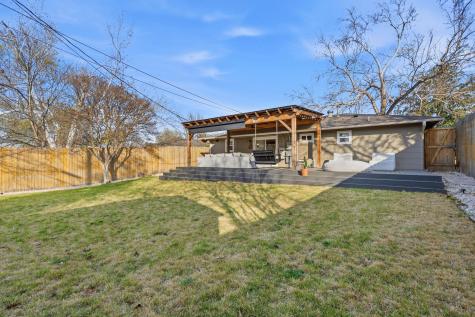 2612 Little John Lane Austin TX 78704