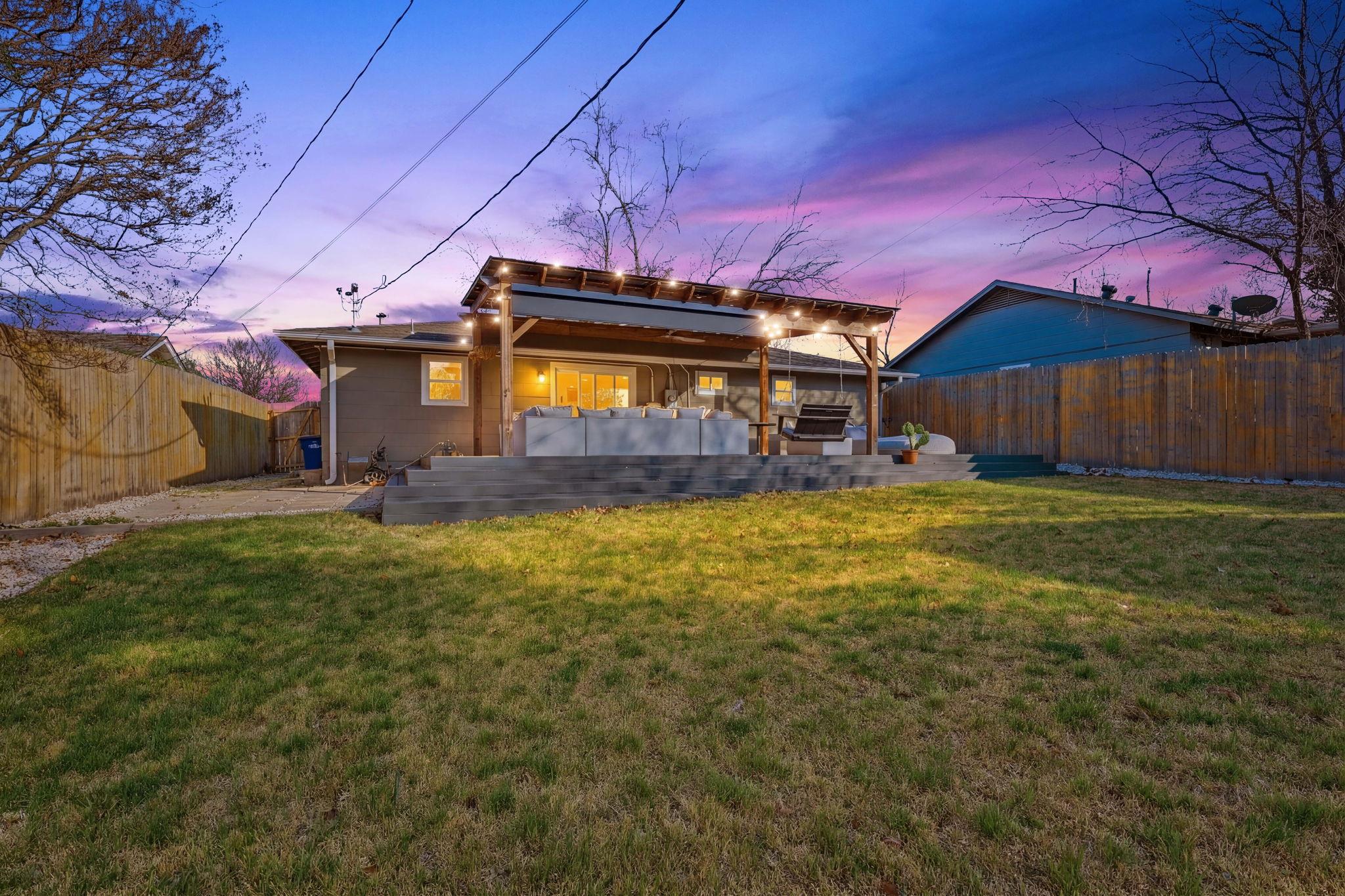 2612 Little John Lane Austin TX 78704