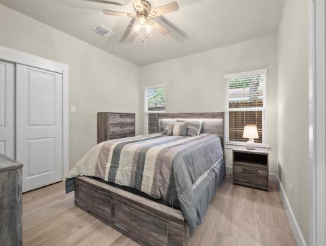 5338 Howard St Street San Antonio TX 78212