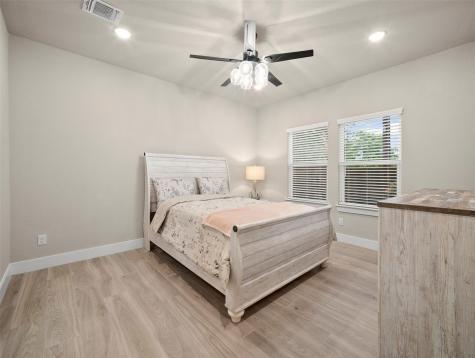 5338 Howard St Street San Antonio TX 78212