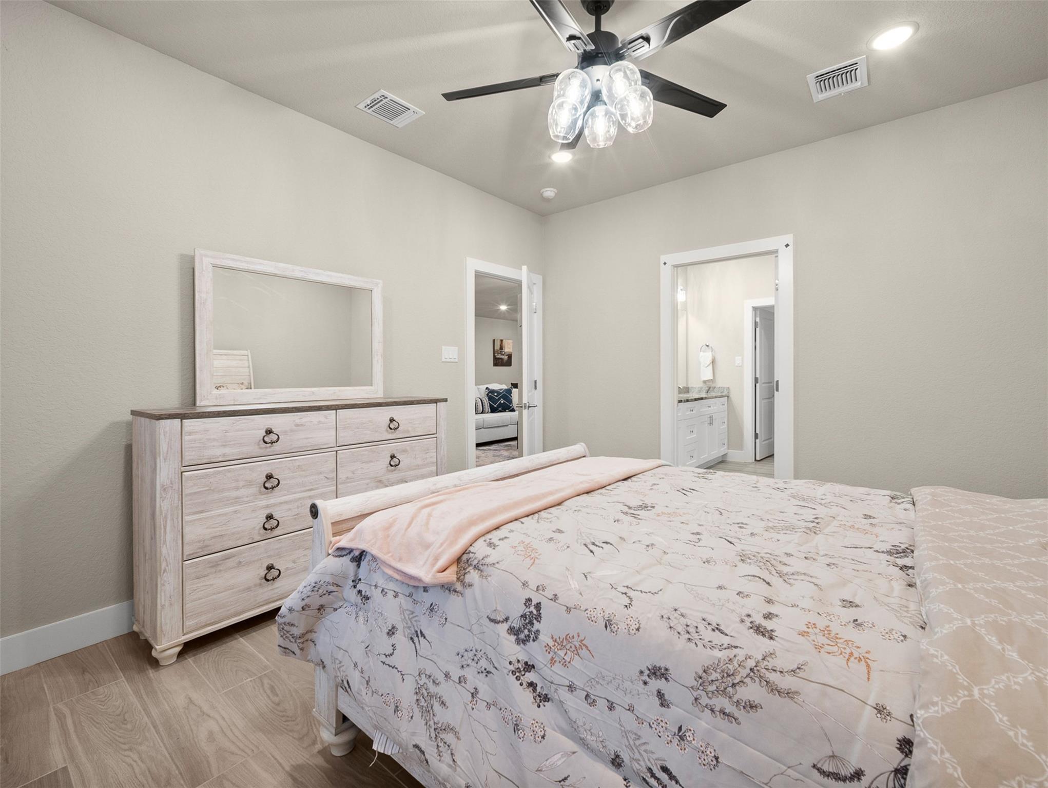 5338 Howard St Street San Antonio TX 78212