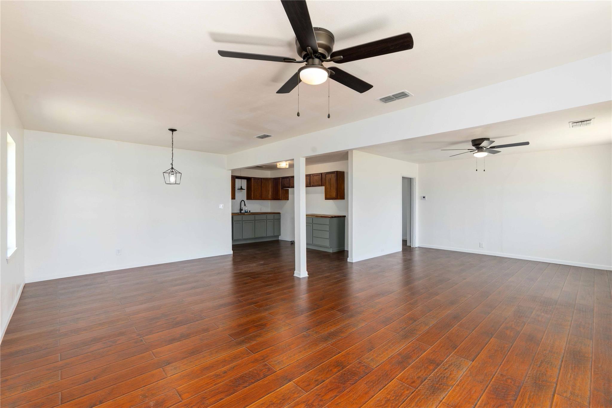 1604 5th Street Goldthwaite TX 76844
