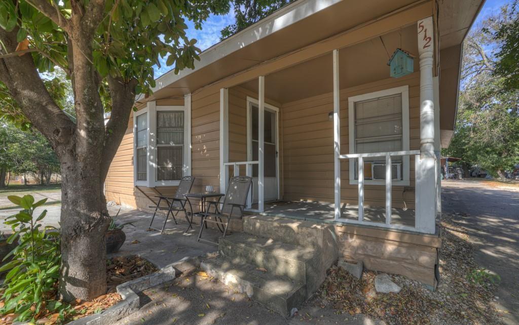512 Valley Street San Marcos TX 78666