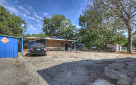 512 Valley Street San Marcos TX 78666