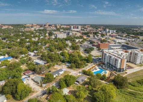 512 Valley Street San Marcos TX 78666