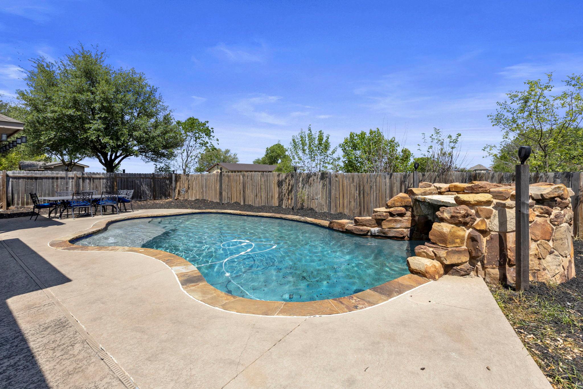 317 Cockrill Street Hutto TX 78634