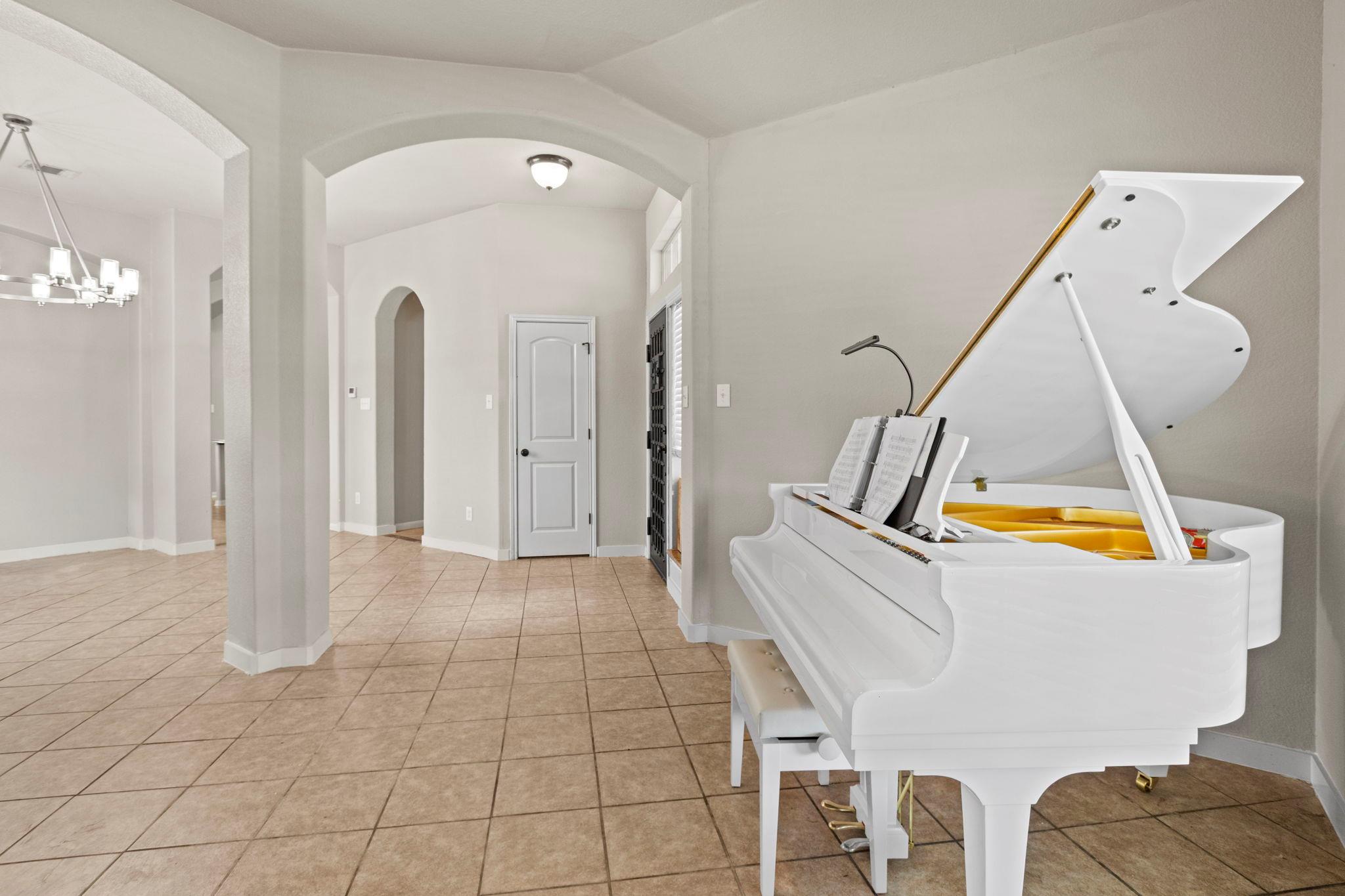 317 Cockrill Street Hutto TX 78634