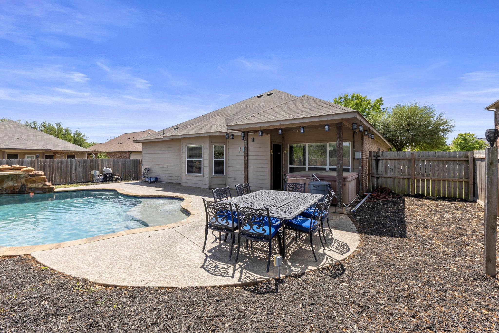 317 Cockrill Street Hutto TX 78634