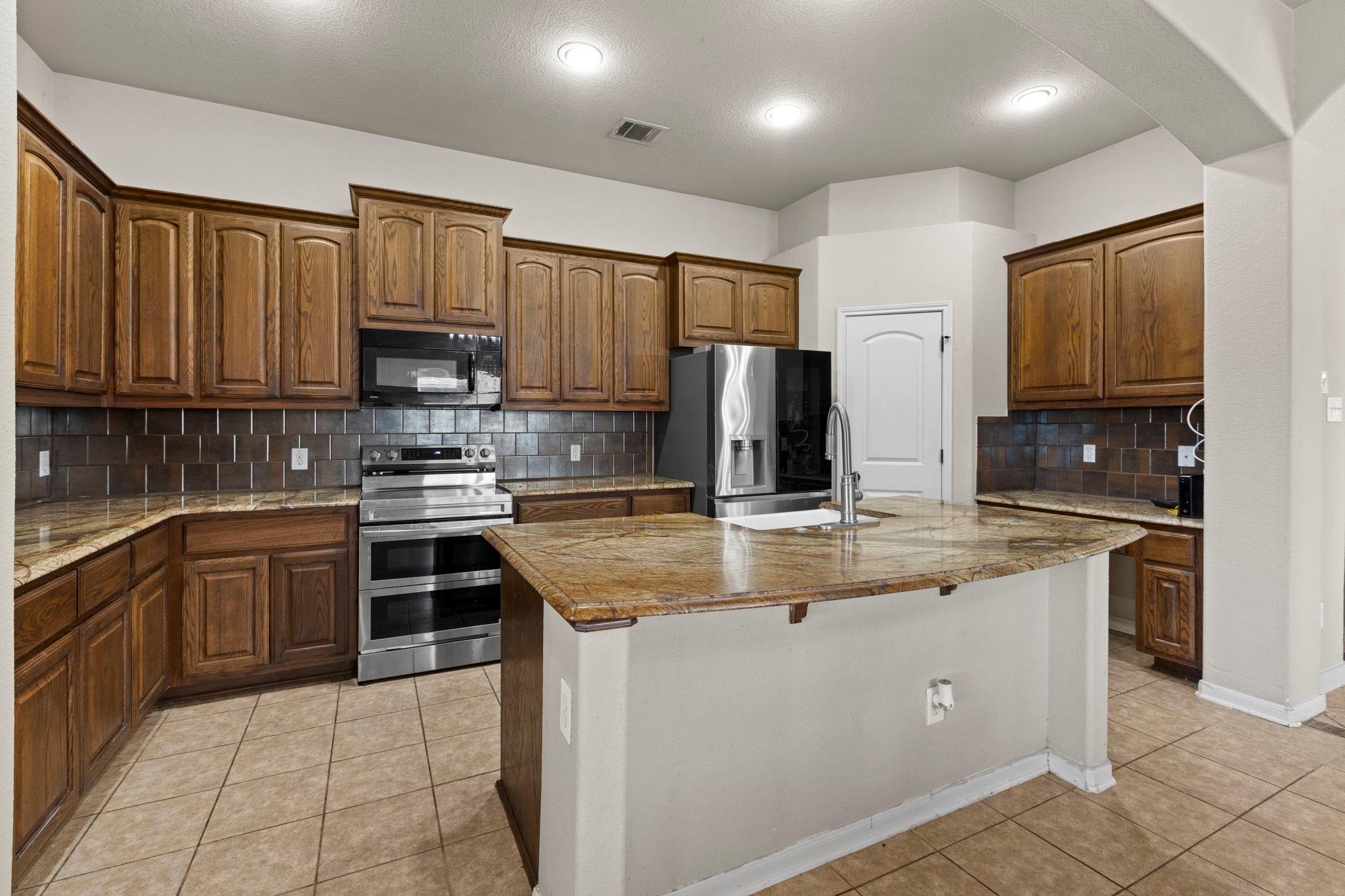 317 Cockrill Street Hutto TX 78634