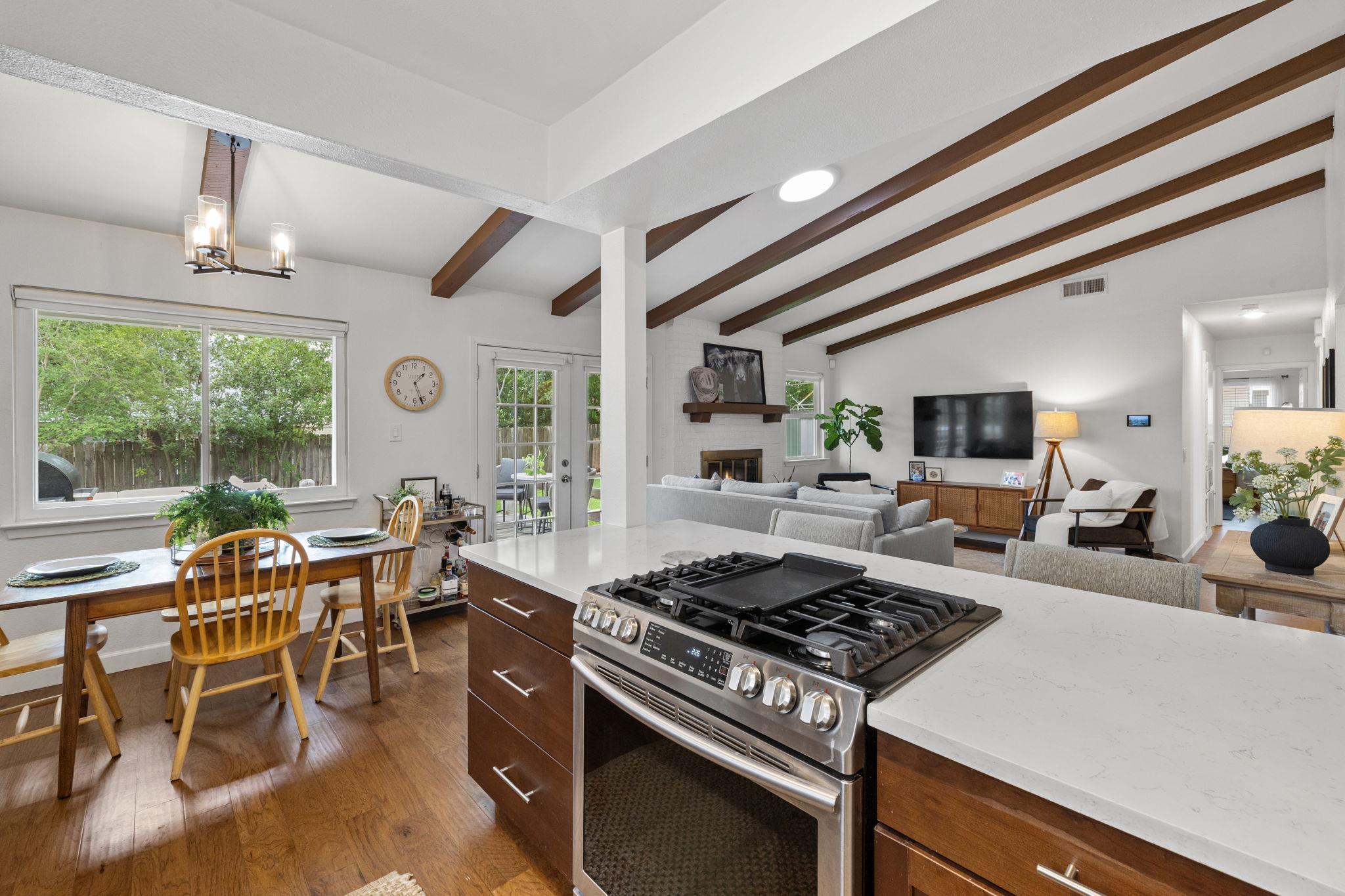 11609 Fast Horse Drive Austin TX 78759
