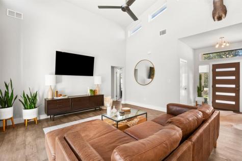 307 Bedford Drive Spicewood TX 78669
