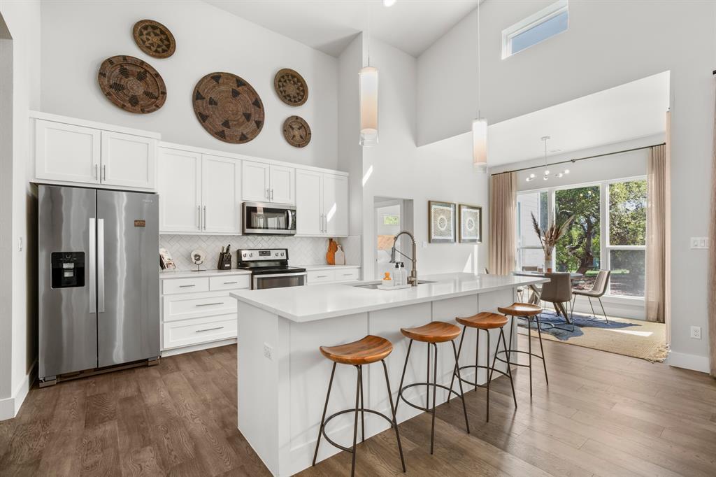 307 Bedford Drive Spicewood TX 78669