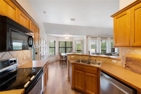 10102 Twin Lake Loop Dripping Springs TX 78620