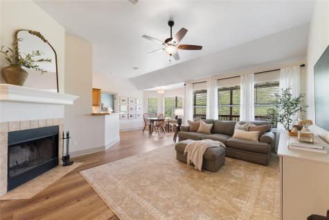 10102 Twin Lake Loop Dripping Springs TX 78620
