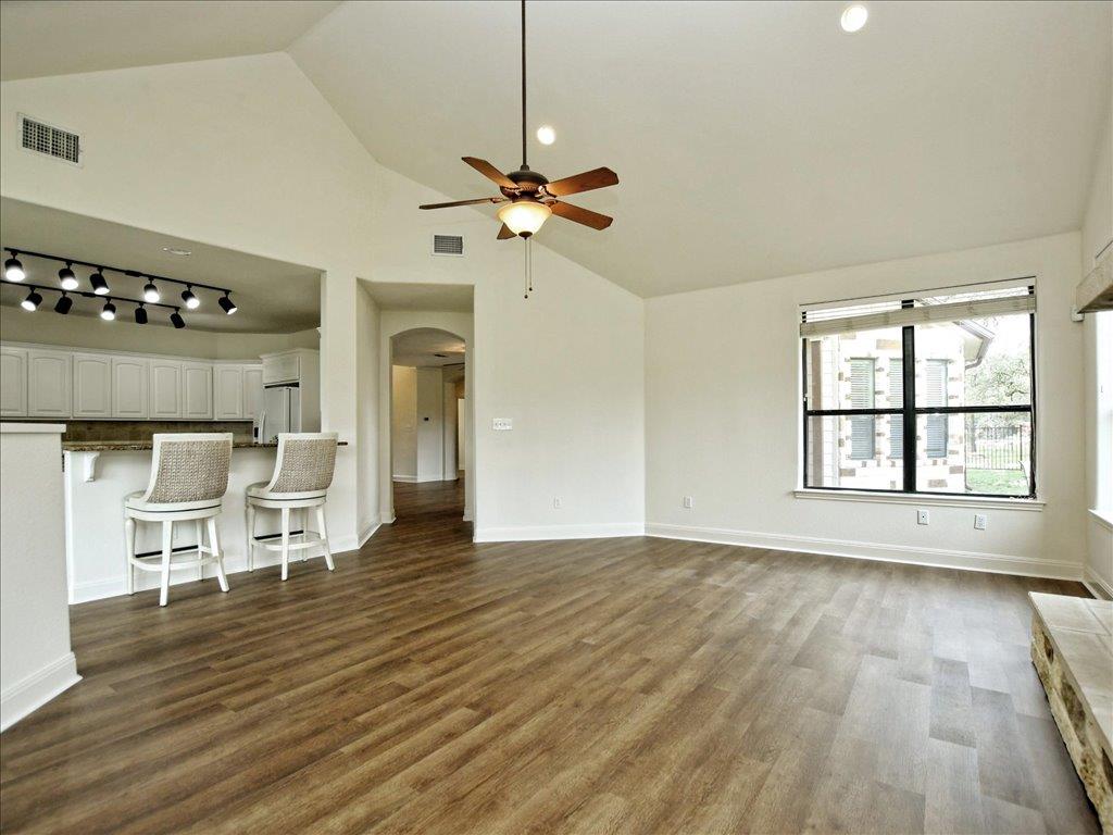 505 Vista View Trail Spicewood TX 78669