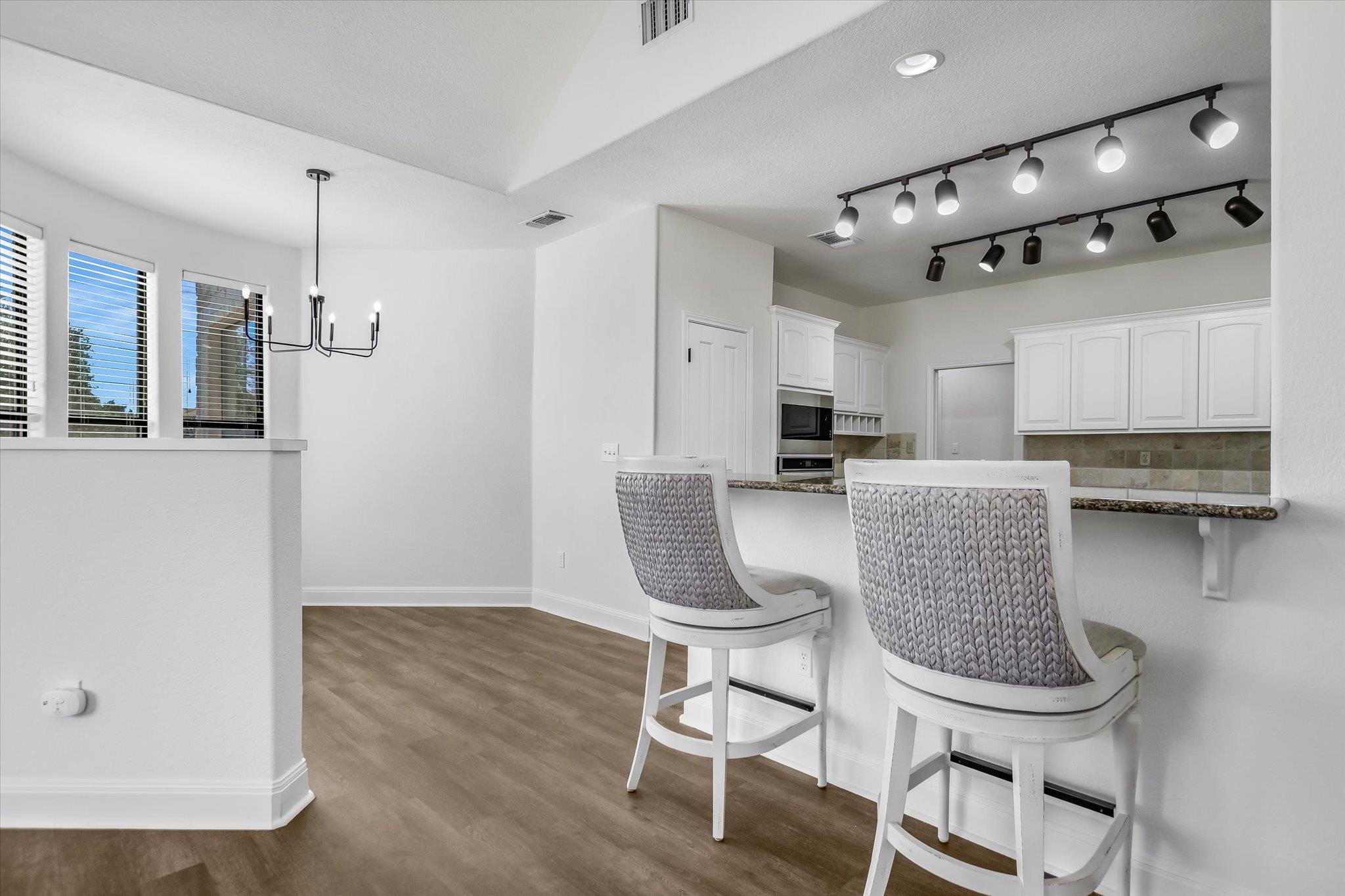 505 Vista View Trail Spicewood TX 78669