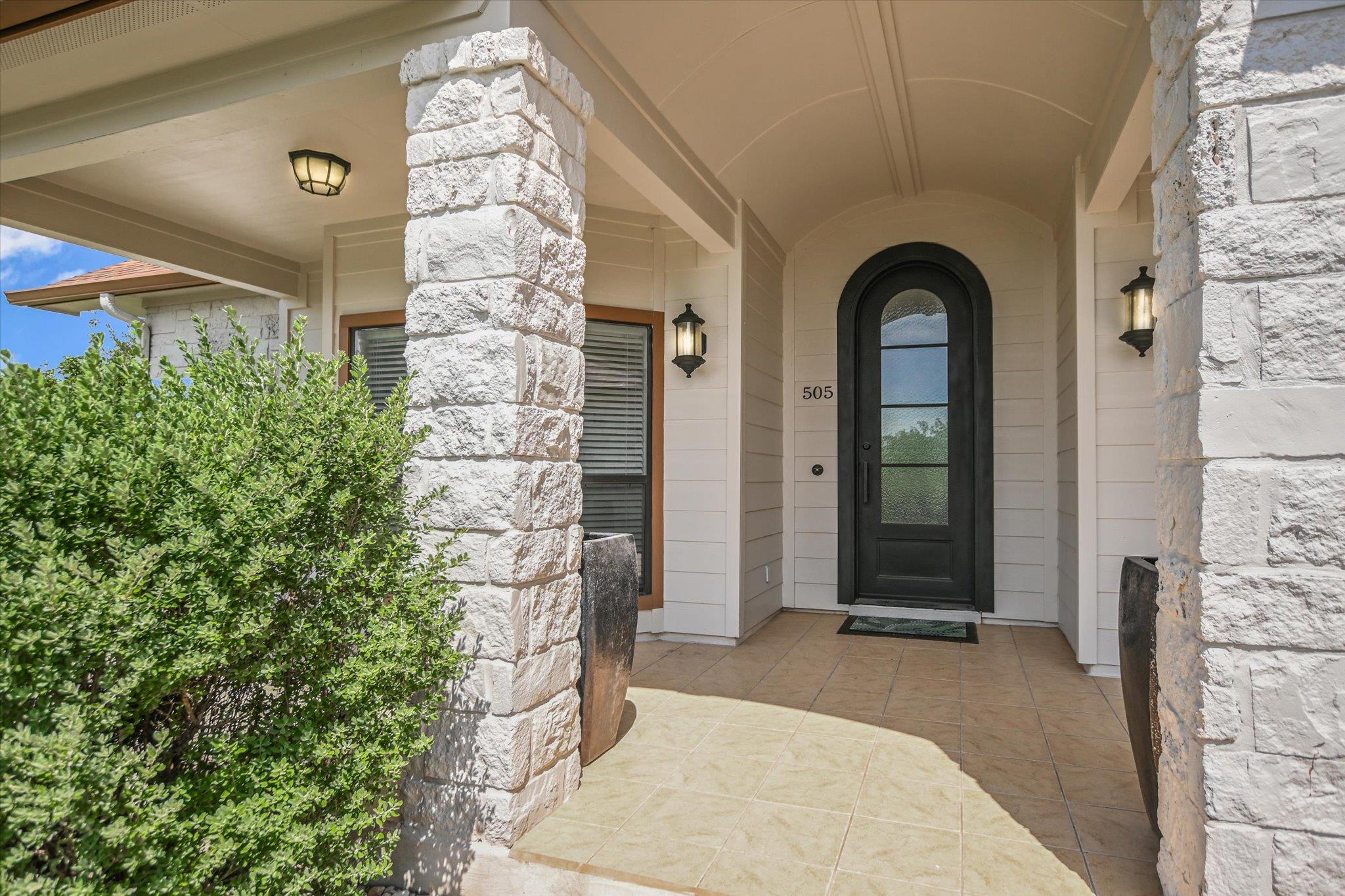 505 Vista View Trail Spicewood TX 78669