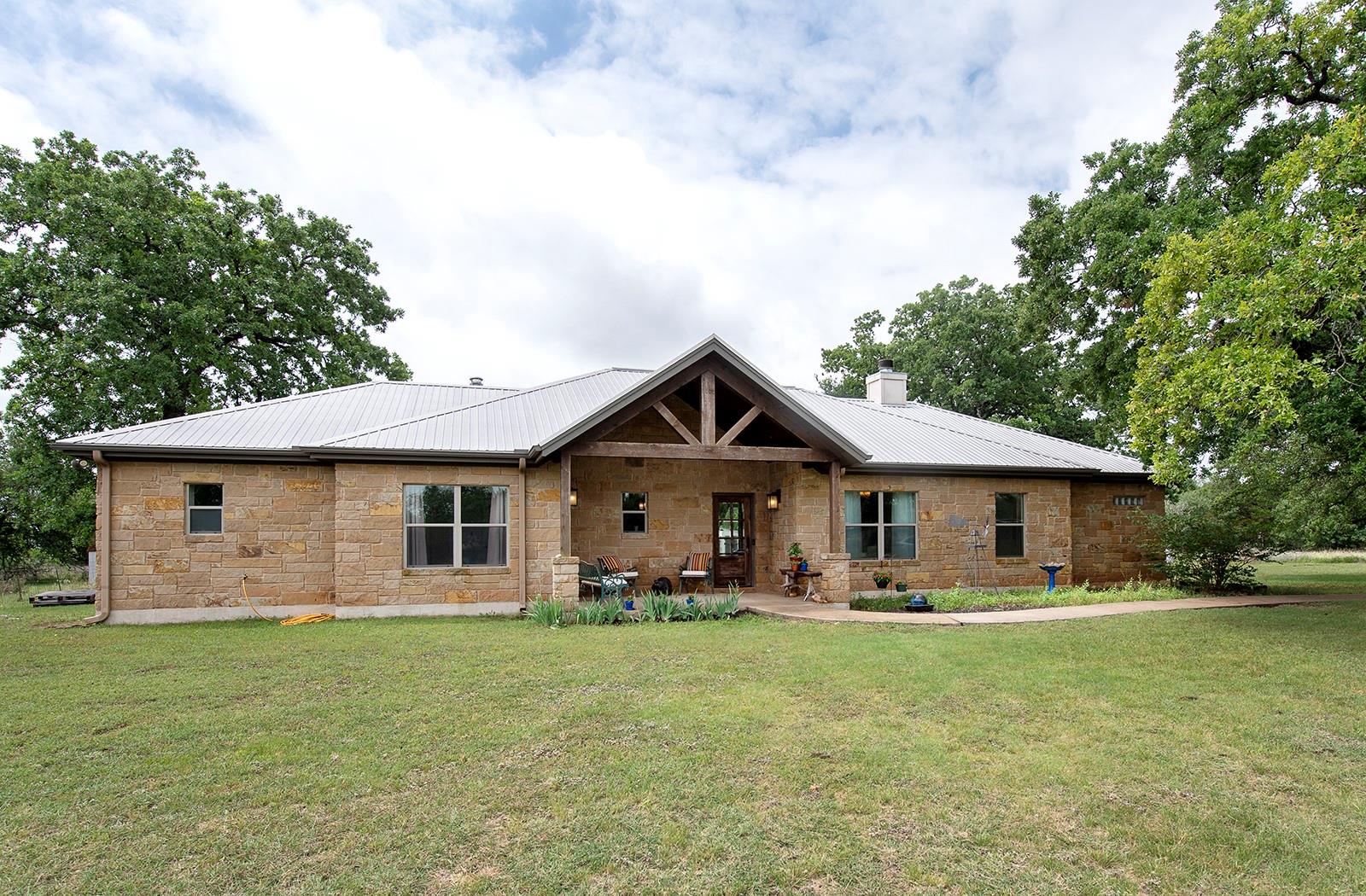7075 Rr 1869 Liberty Hill TX 78642