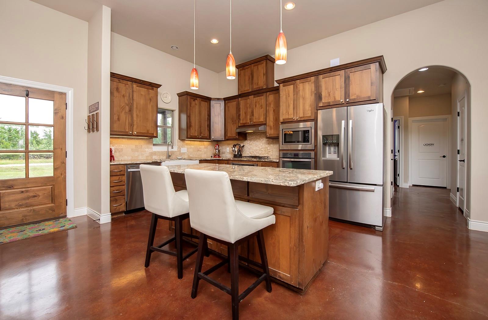 7075 Rr 1869 Liberty Hill TX 78642