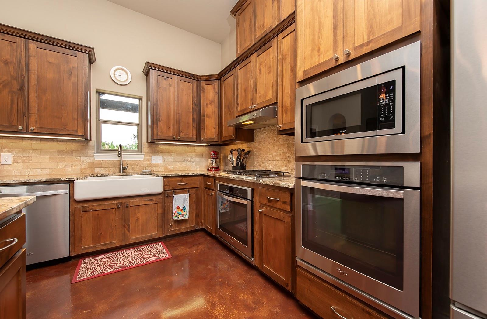 7075 Rr 1869 Liberty Hill TX 78642