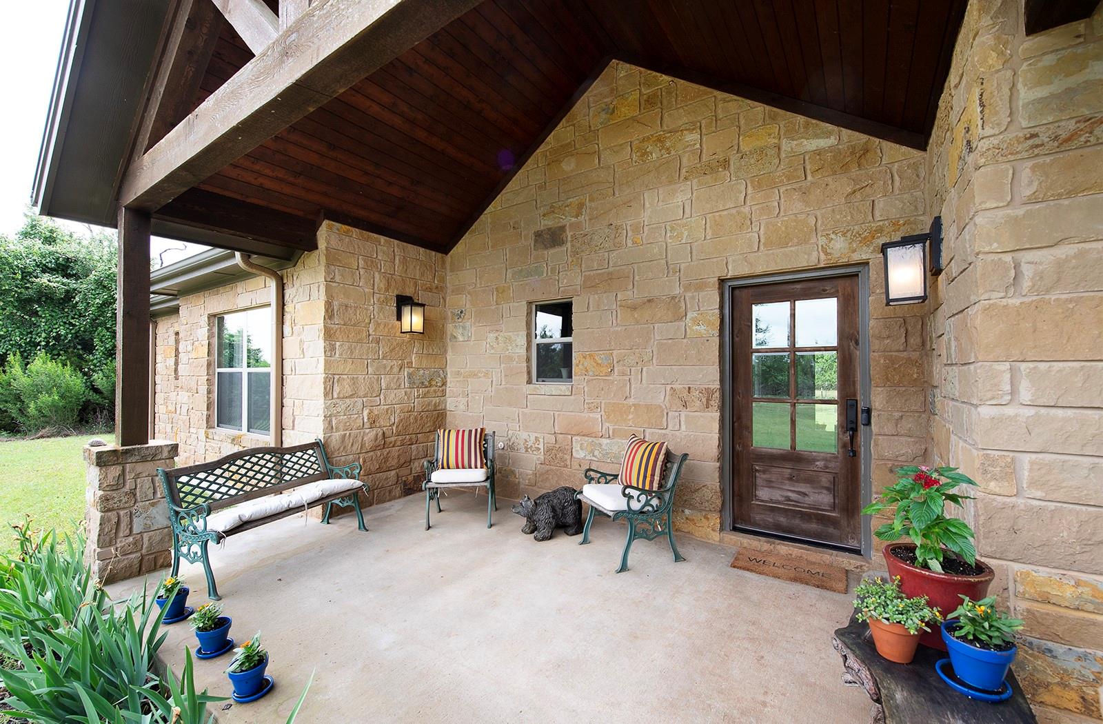7075 Rr 1869 Liberty Hill TX 78642