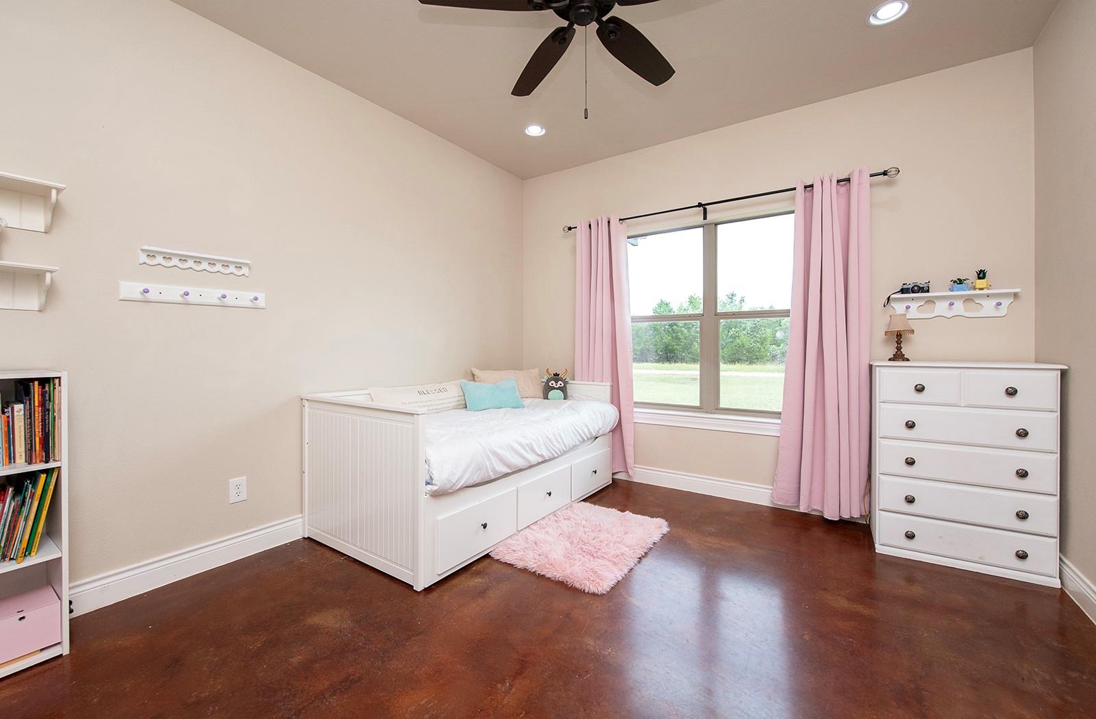 7075 Rr 1869 Liberty Hill TX 78642