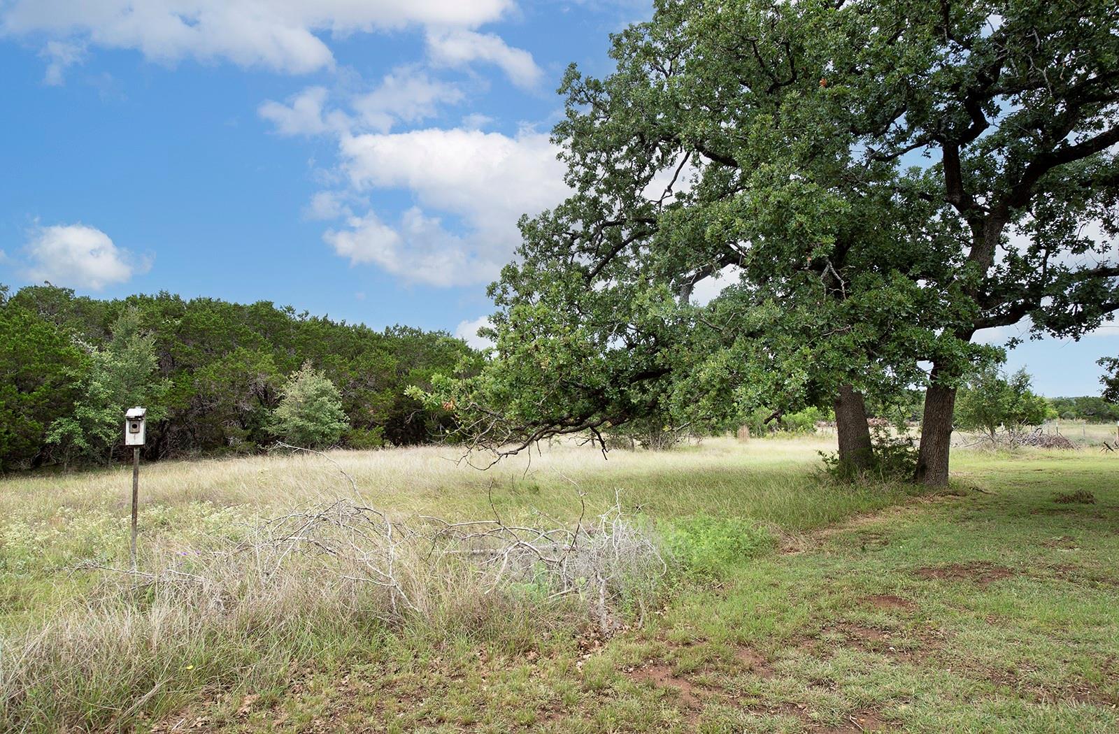 7075 Rr 1869 Liberty Hill TX 78642