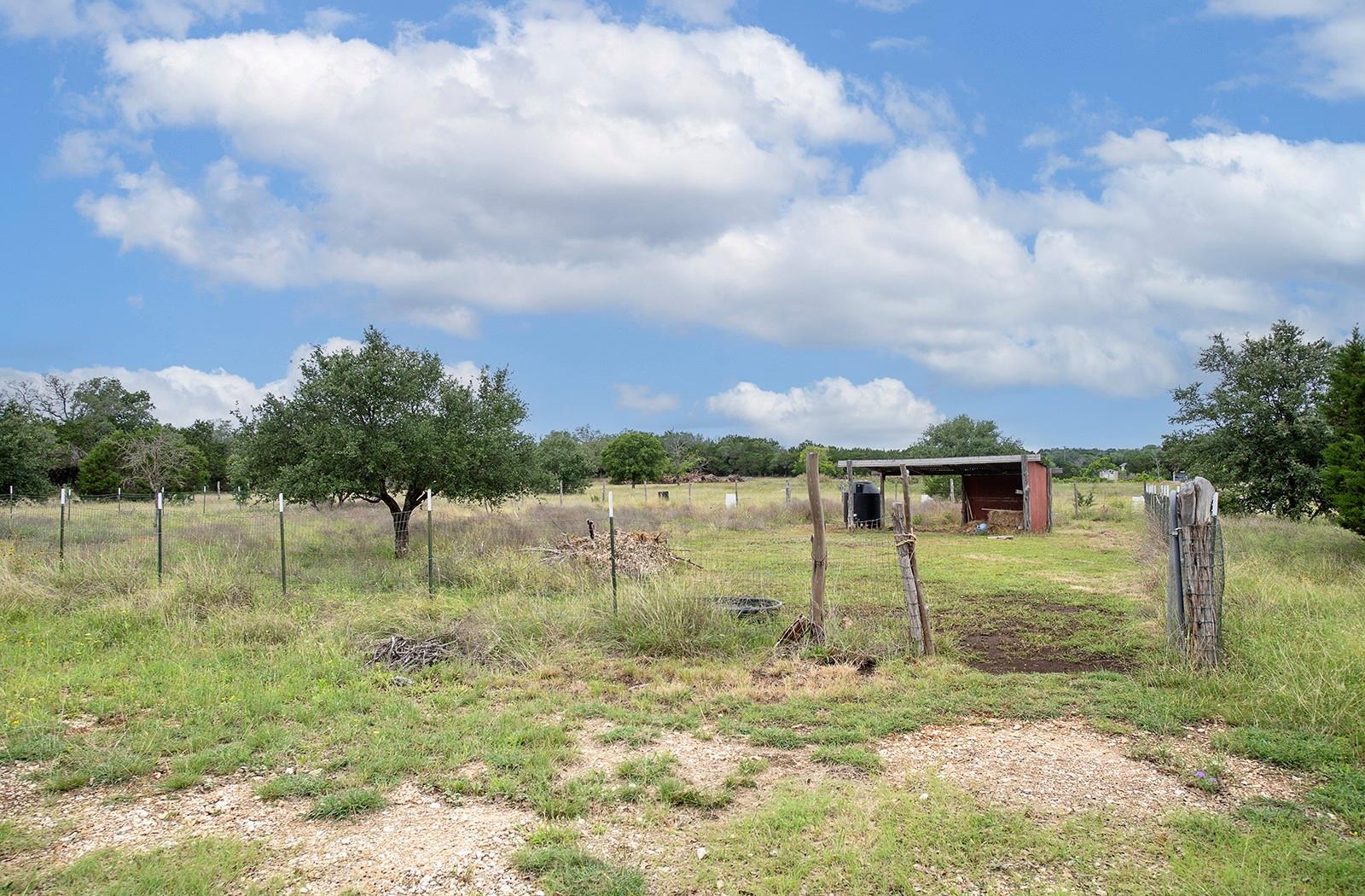 7075 Rr 1869 Liberty Hill TX 78642