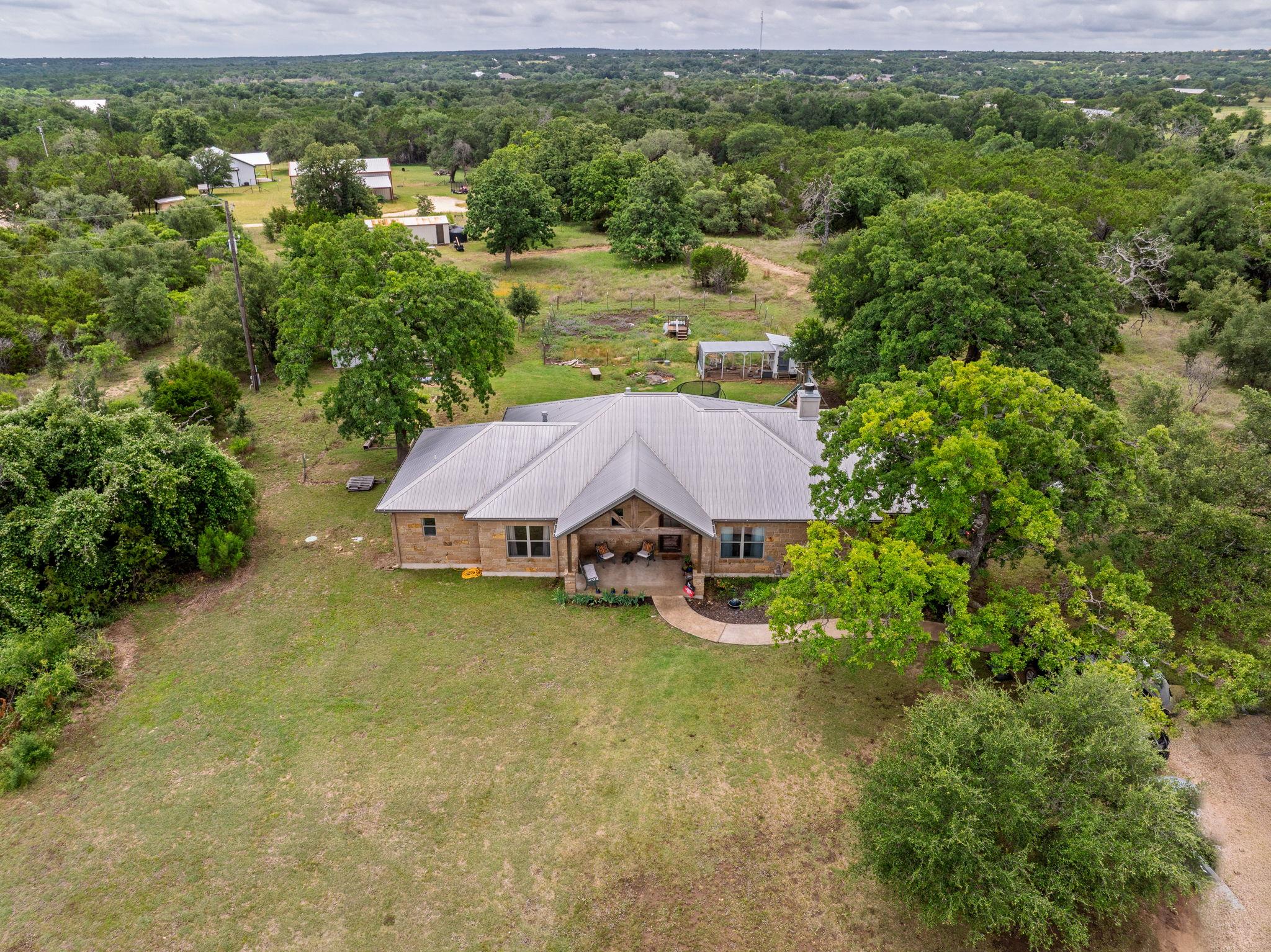 7075 Rr 1869 Liberty Hill TX 78642
