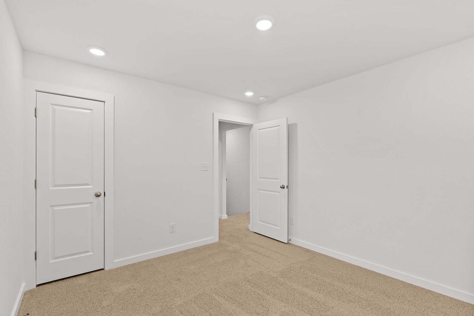 533 Bloomington Loop Hutto TX 78634