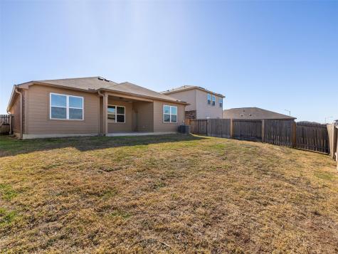 13712 Charles W Fairbanks Cove Manor TX 78653