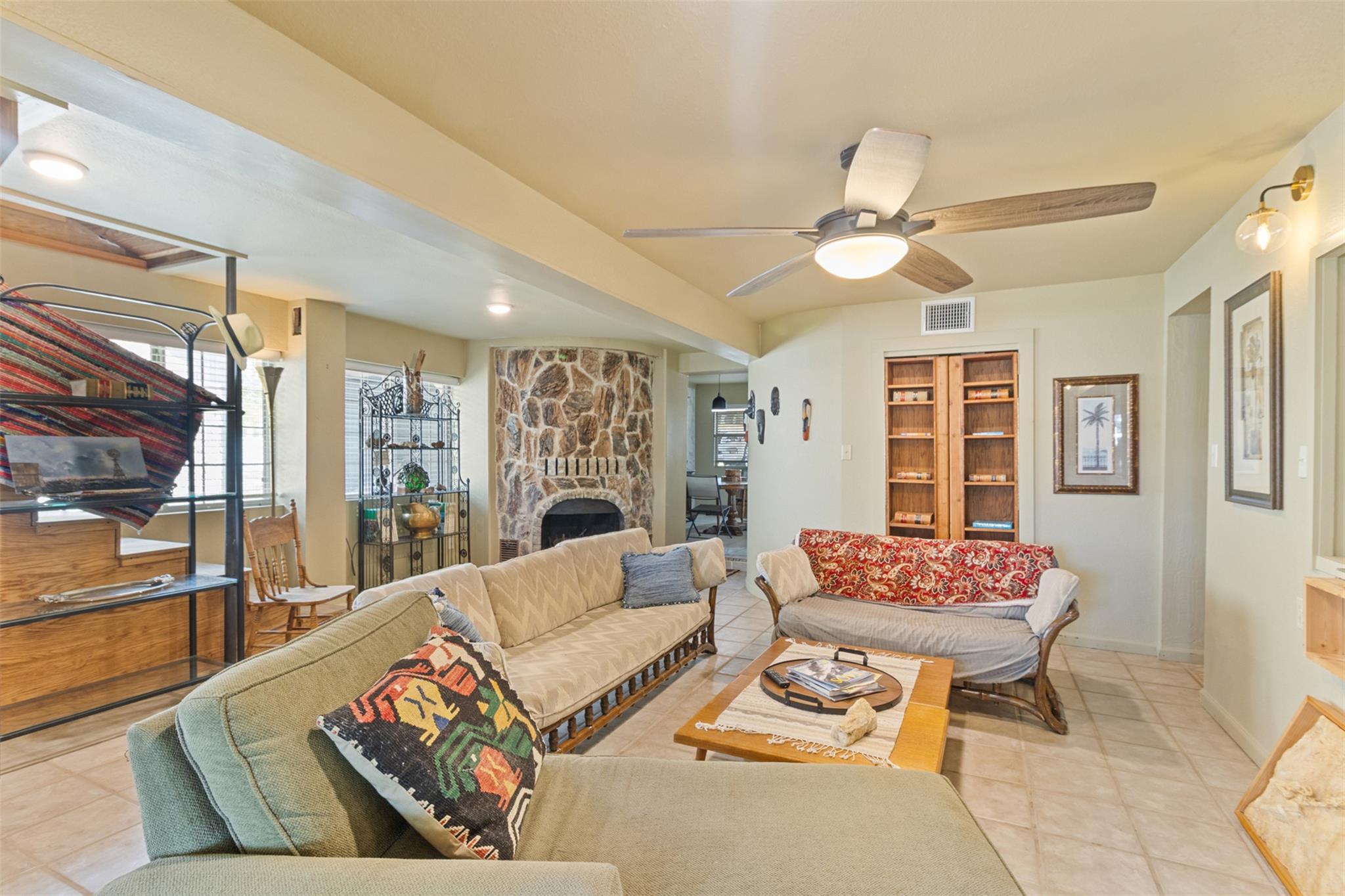 320 Harris Loop Kingsland TX 78639