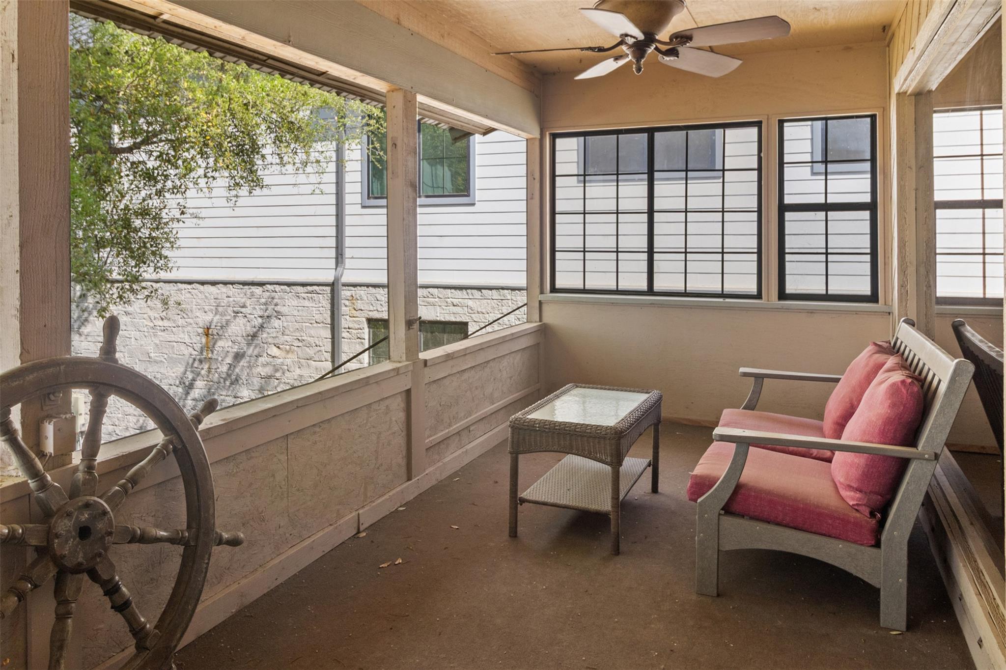 320 Harris Loop Kingsland TX 78639