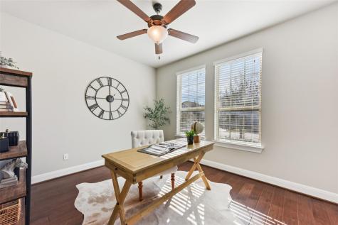 5629 Siragusa Drive Austin TX 78738