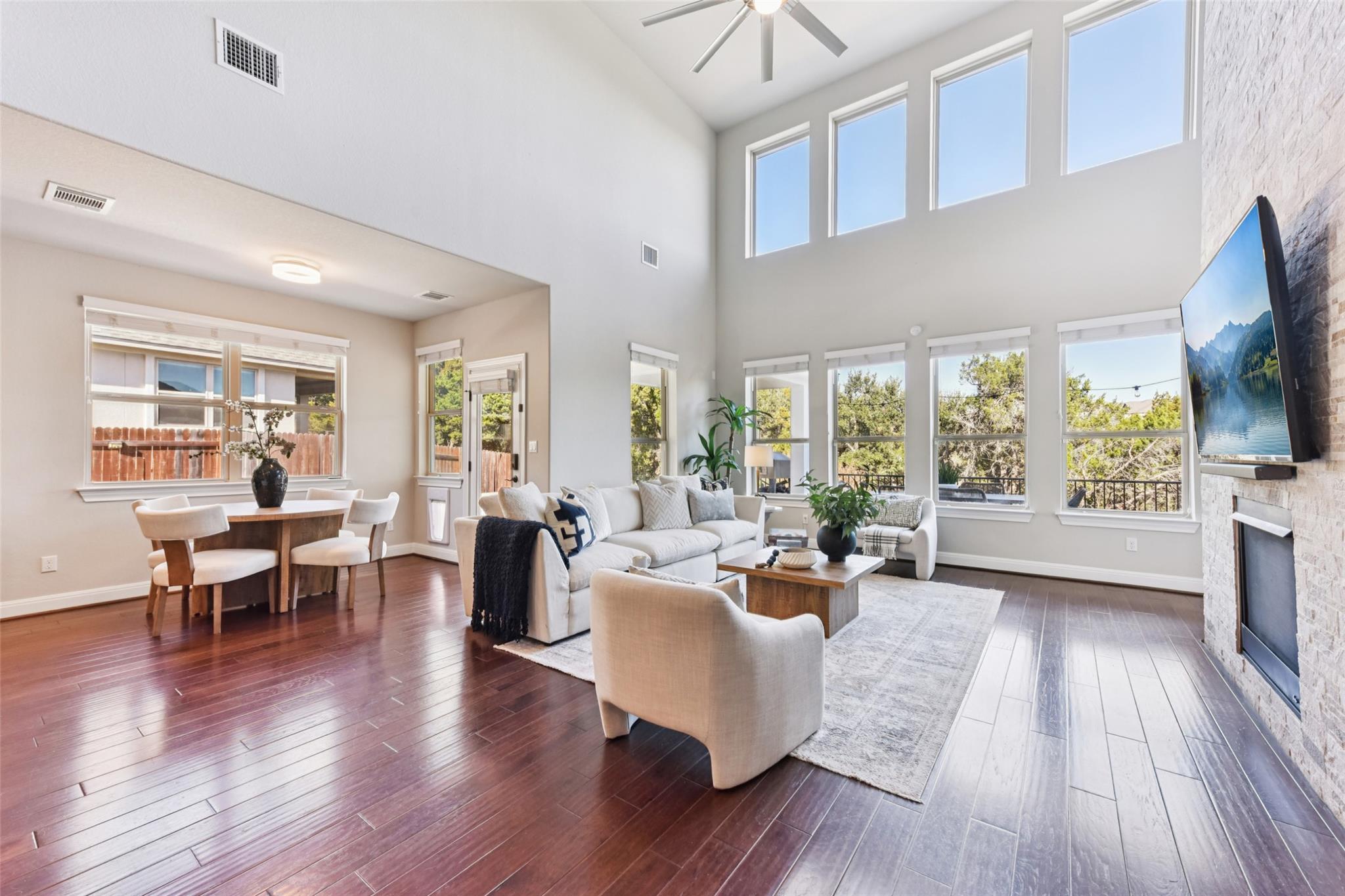 5629 Siragusa Drive Austin TX 78738
