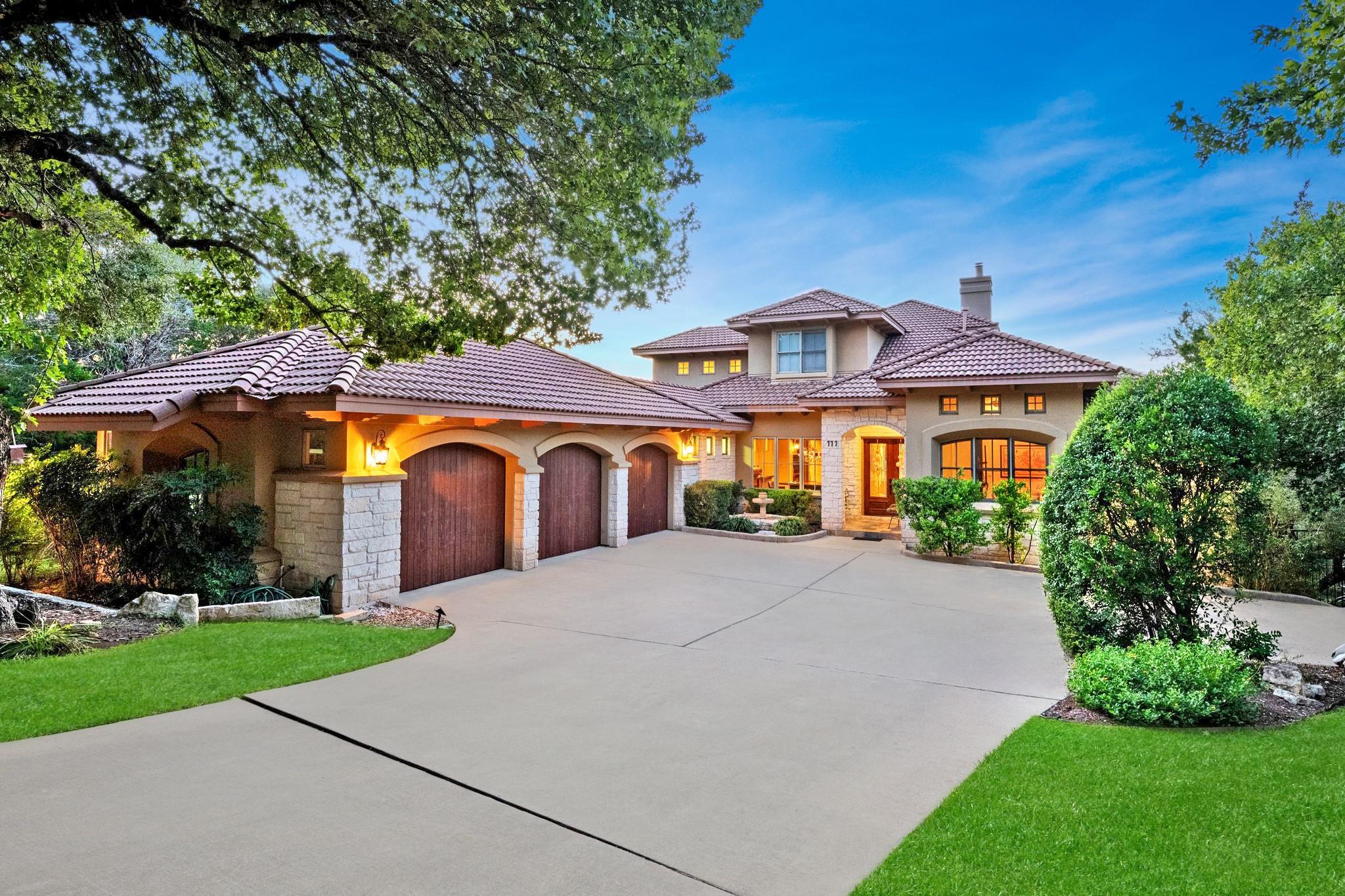 111 Sendera Bonita Lakeway TX 78734