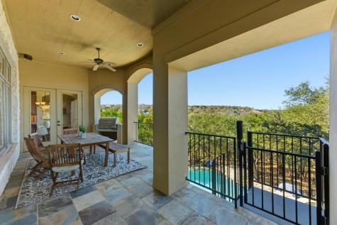 111 Sendera Bonita Lakeway TX 78734