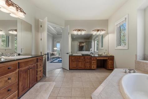 111 Sendera Bonita Lakeway TX 78734