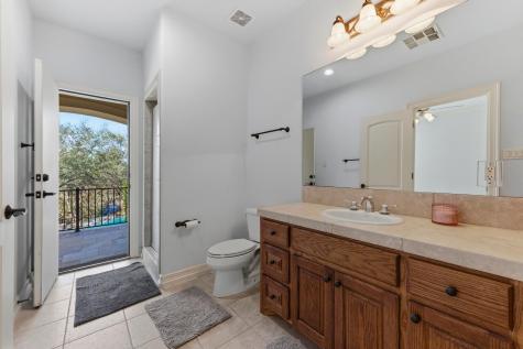 111 Sendera Bonita Lakeway TX 78734
