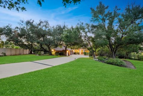111 Sendera Bonita Lakeway TX 78734
