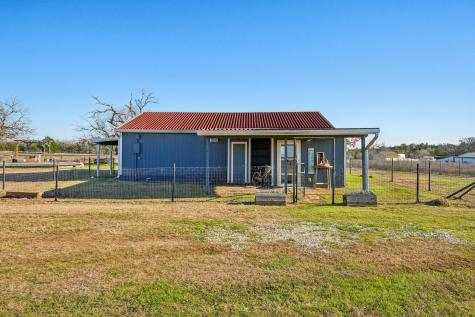 2200 Highway 21 E Paige TX 78659